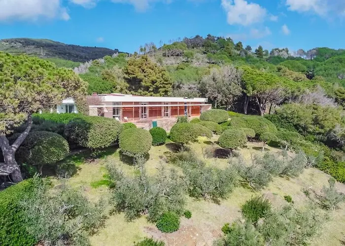 Acquarilli Villa *